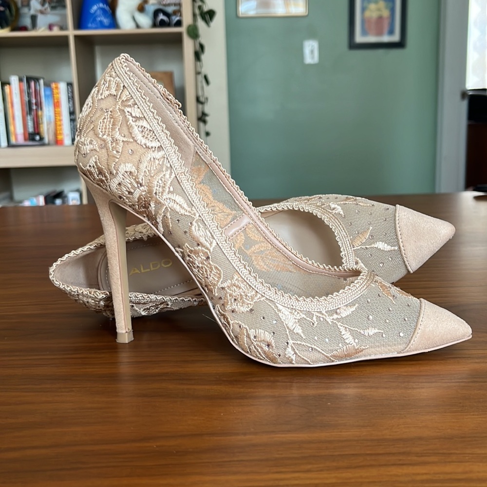 Aldo Women's Elegant Lace Heels - Beige